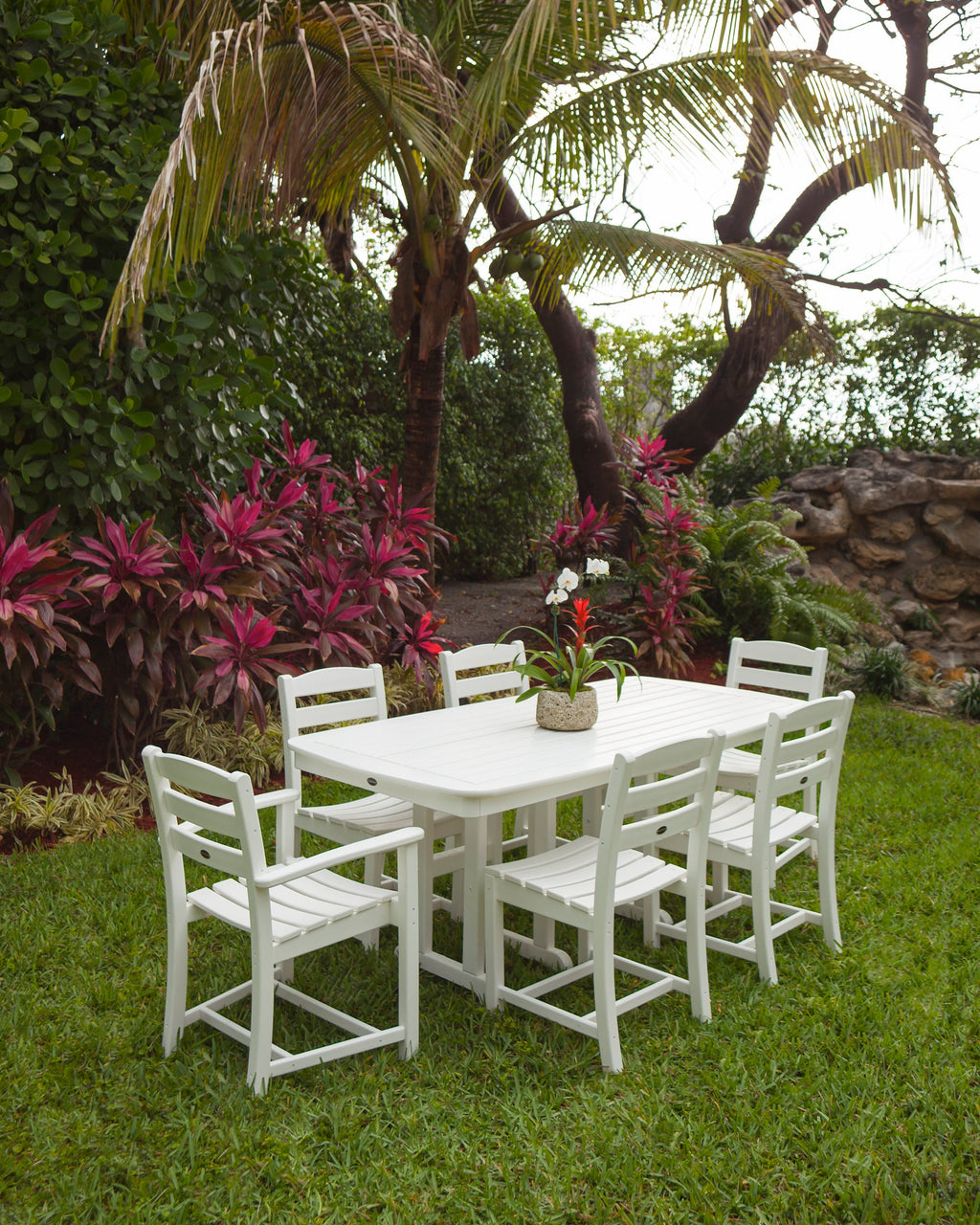 La Casa Café 7-Piece Wooden Dining Set