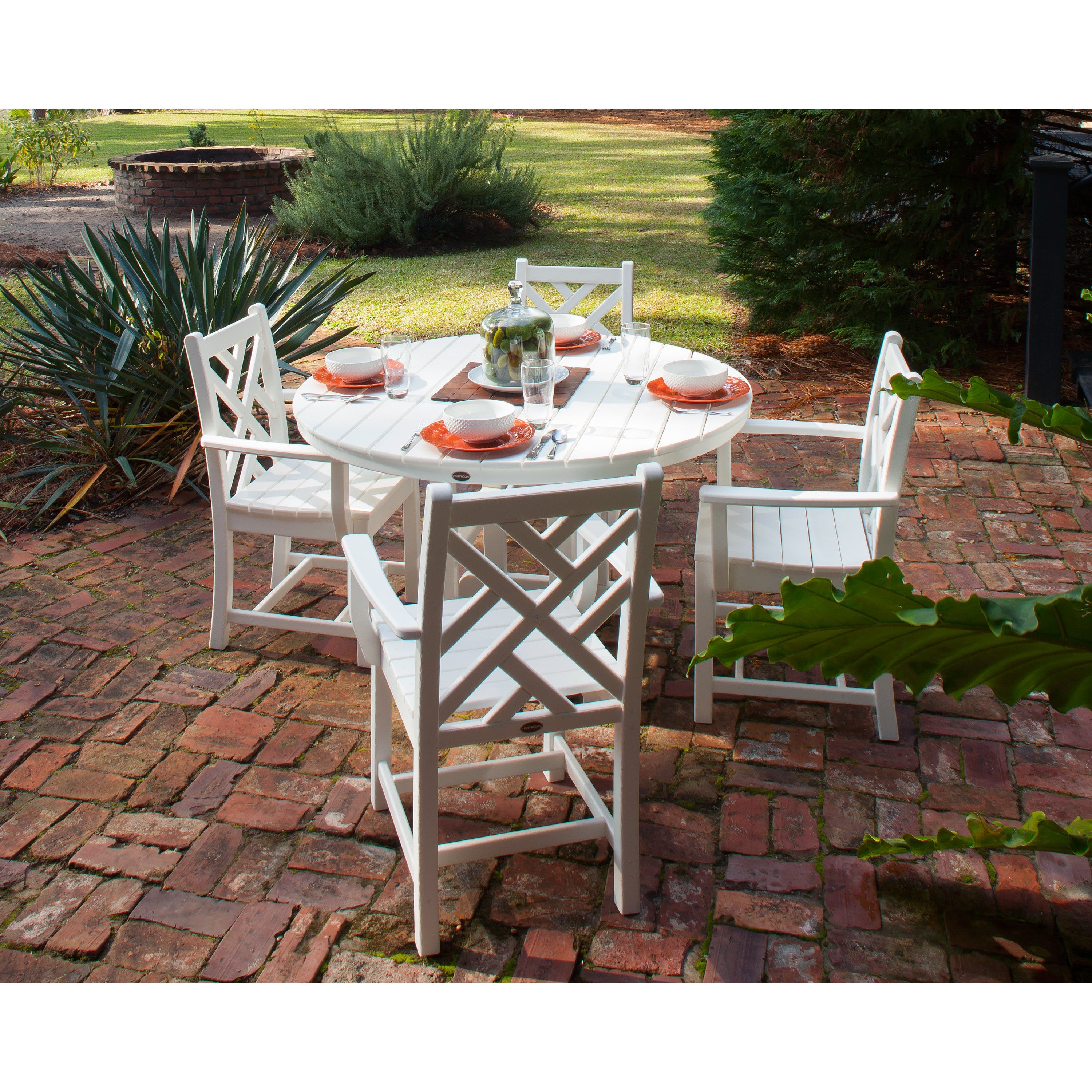 Classic 5-Piece Round Farmhouse Wooden Dining Set